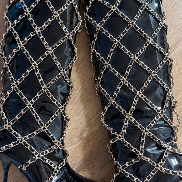 Jeffrey Campbell black patent gold Chanel chain boots size 7.5 - Picture 5 of 12